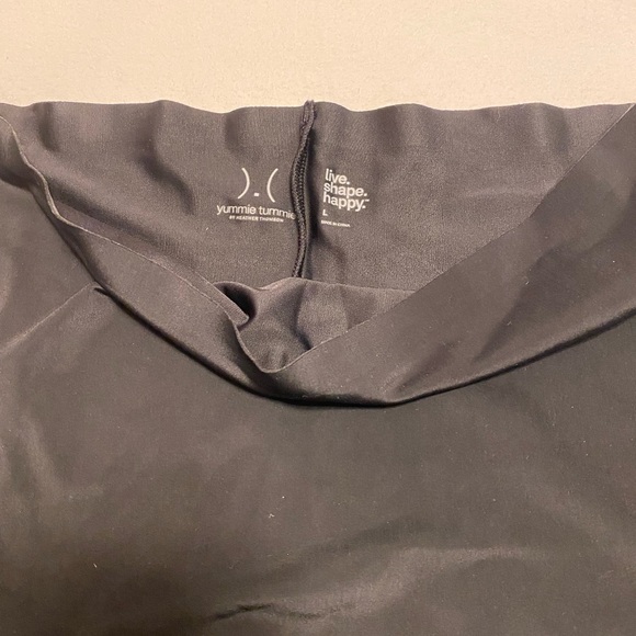 Tummies Tummy high waisted sharp wear shorts.  Black size large woman’s. - Picture 4 of 4